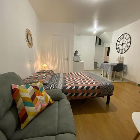 Studio Chaleureux Centre Ville Excideuil Exteriör bild