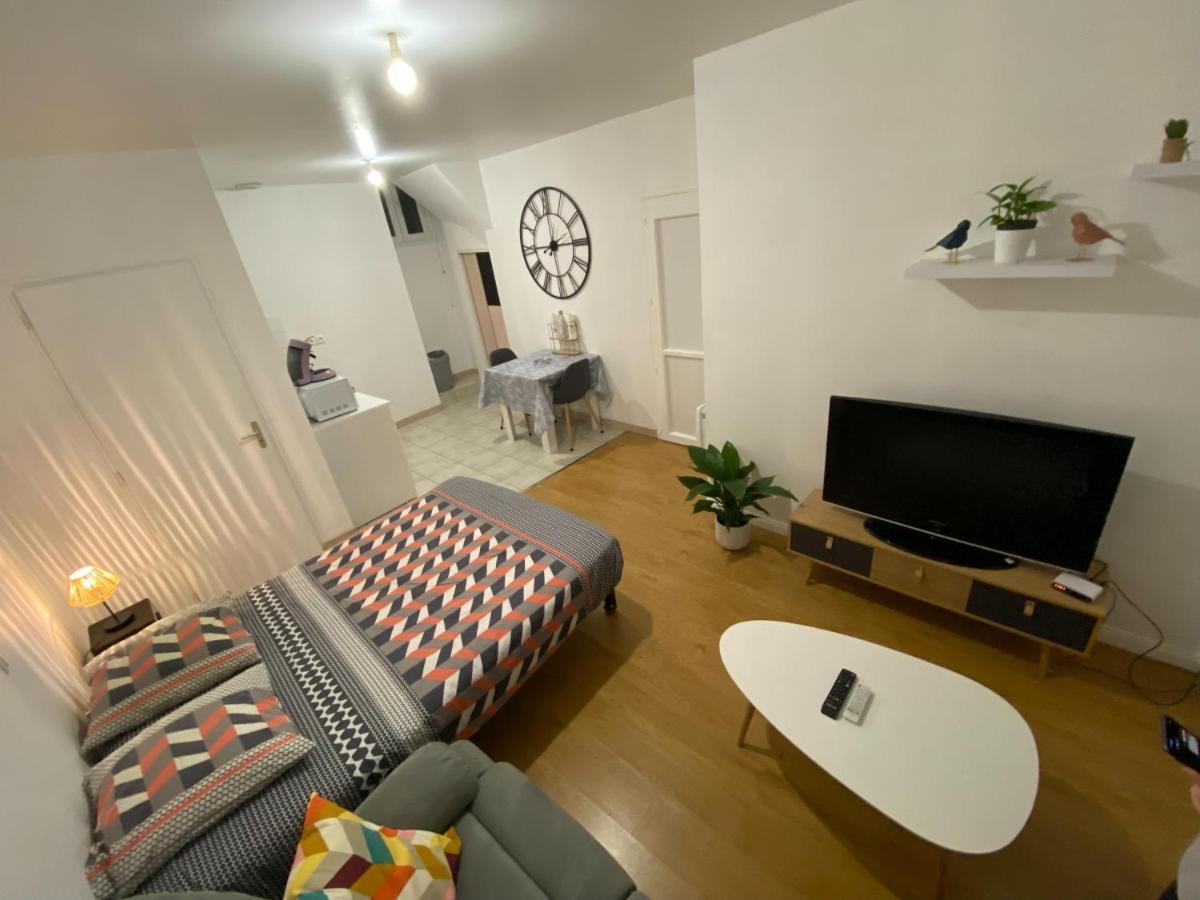 Studio Chaleureux Centre Ville Excideuil Exteriör bild