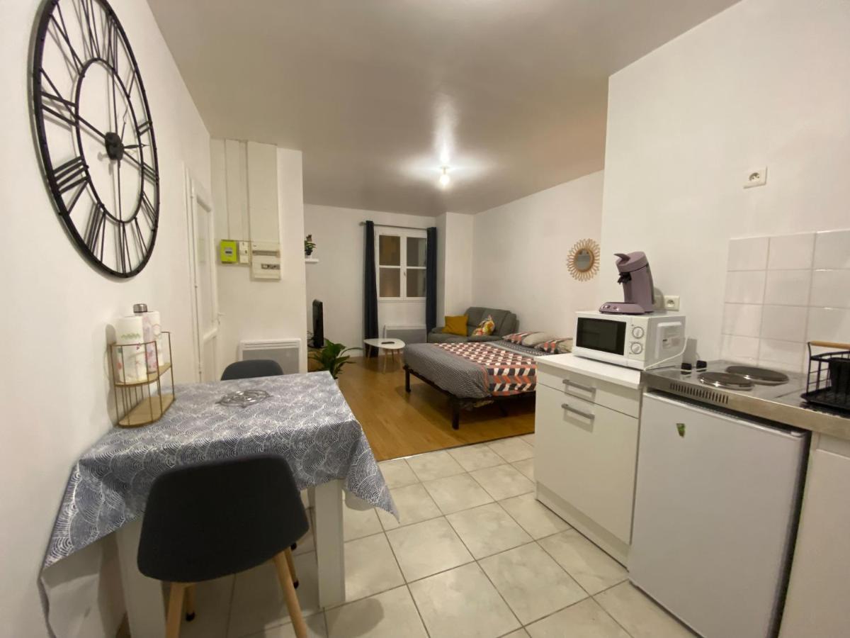 Studio Chaleureux Centre Ville Excideuil Exteriör bild