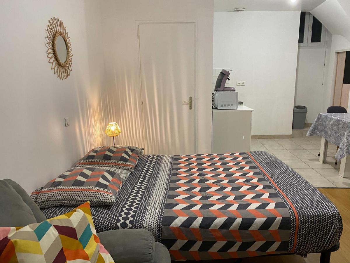 Studio Chaleureux Centre Ville Excideuil Exteriör bild