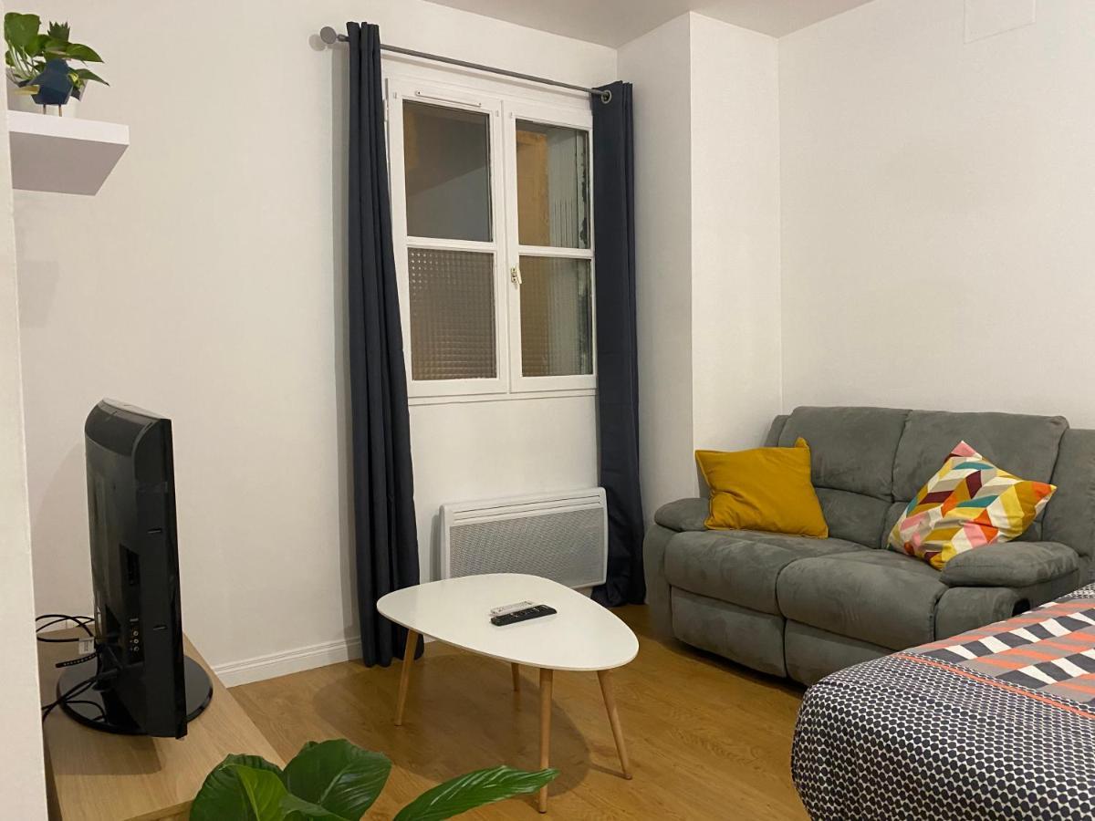 Studio Chaleureux Centre Ville Excideuil Exteriör bild
